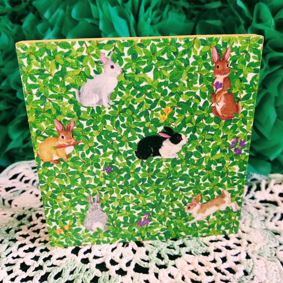 HAND CRAFTED EASTER MINI WOOD SIGN/TIERED TRAY DECOR/BUNNY RABBIT HOME DECOR - Picture 1 of 3
